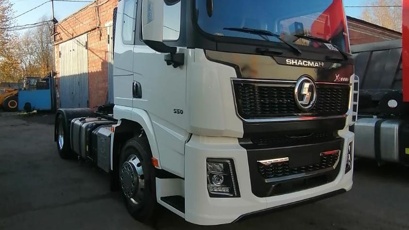 Shacman Седельный тягач X3000 рестайл 4x2