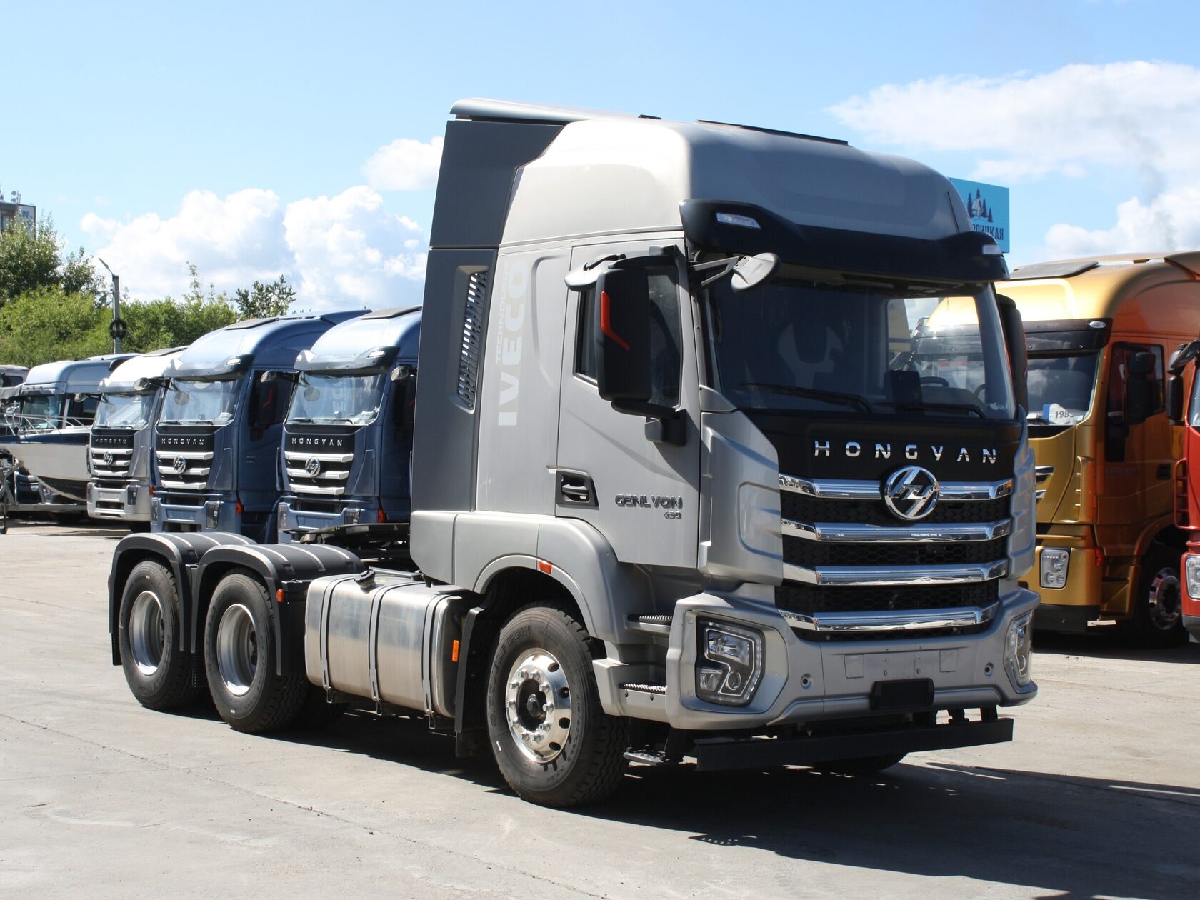 Hongyan Седельный тягач 6x4 H6 430 л.с.