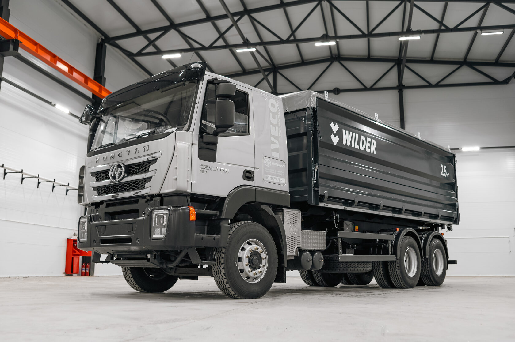 Hongyan Зерновоз 6x4 350 л.с. WILDER Трехсторонняя разгрузка