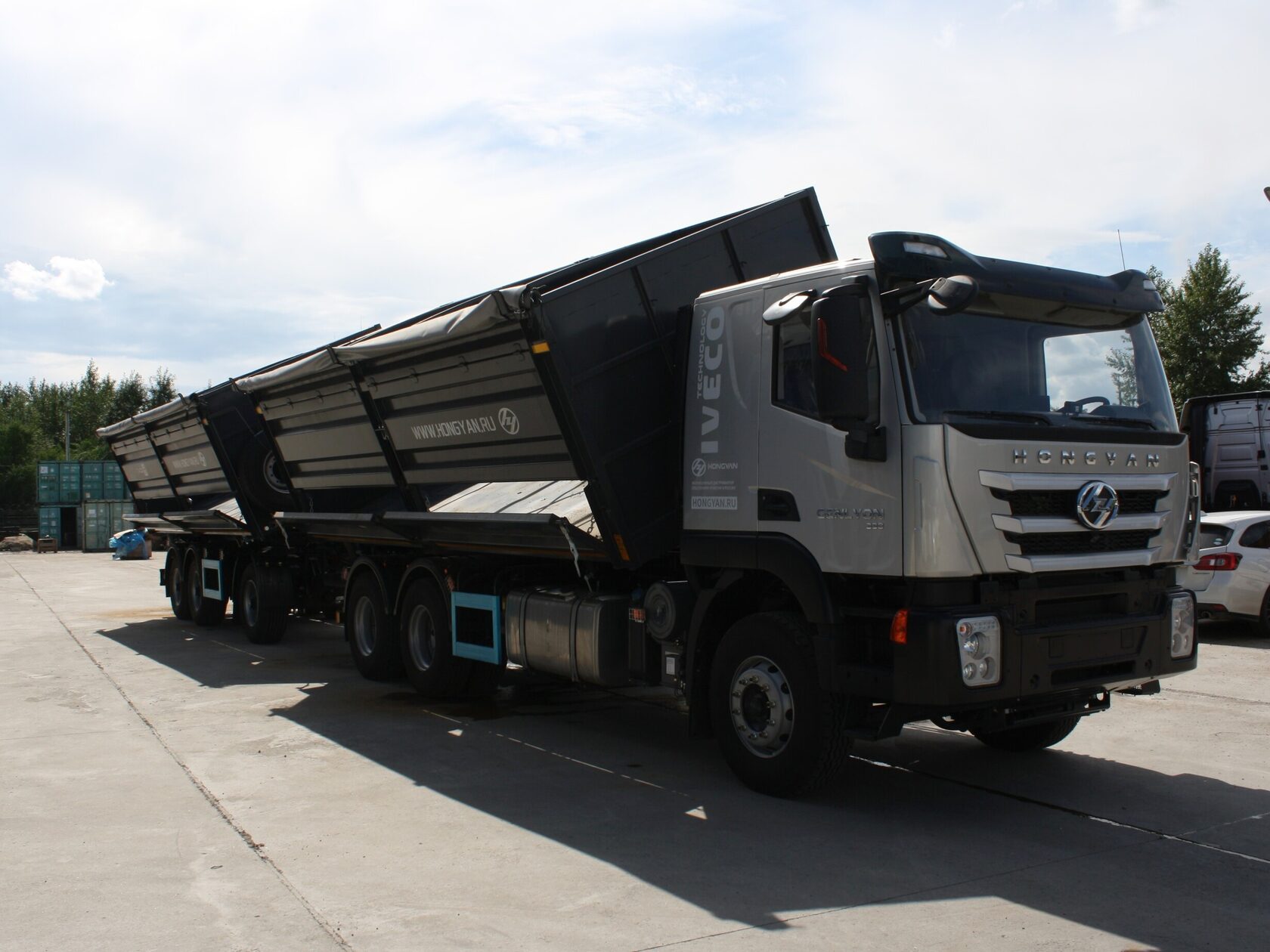 Hongyan Зерновоз 6X4 C6HR 390 л.с., трехсторонняя разгрузка - фото 6